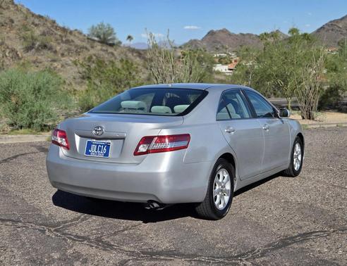 2010 Toyota Camry LE
