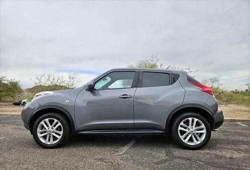 2013 Nissan Juke S FWD
