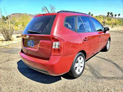 2008 Kia Rondo 4dr Wgn I4 LX