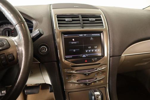 2015 Lincoln MKX Base