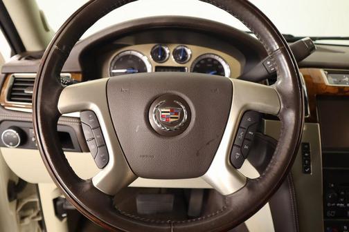 2014 Cadillac Escalade Platinum Edition