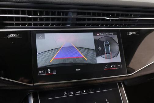 2022 Audi Q8 55 Premium Plus