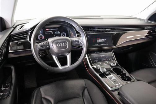 2022 Audi Q8 55 Premium Plus