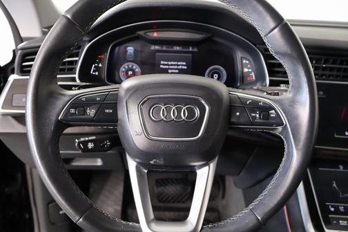 2022 Audi Q8 55 Premium Plus