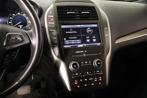 2015 Lincoln MKC Base