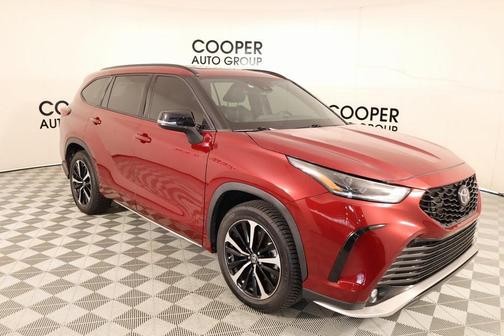 2022 Toyota Highlander XSE