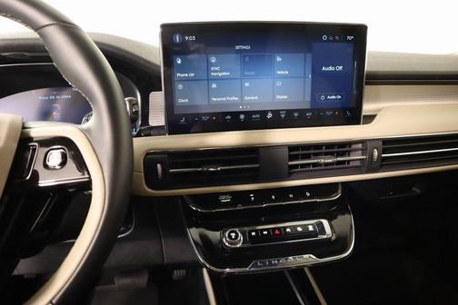 2025 Lincoln Corsair Premiere
