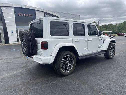 2022 Jeep Wrangler Unlimited 4xe Sahara