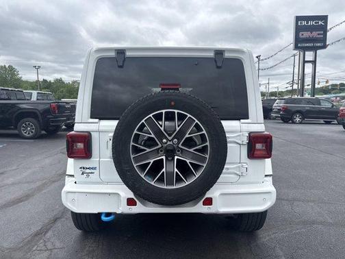 2022 Jeep Wrangler Unlimited 4xe Sahara