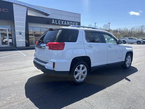 Summit White 2017 GMC Terrain SLT