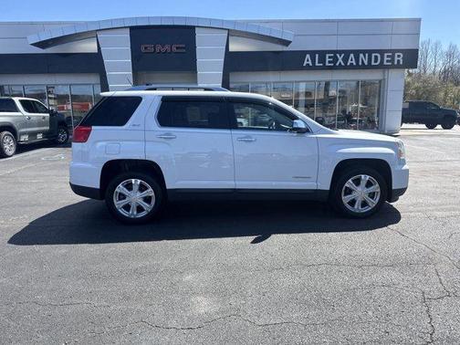 Summit White 2017 GMC Terrain SLT