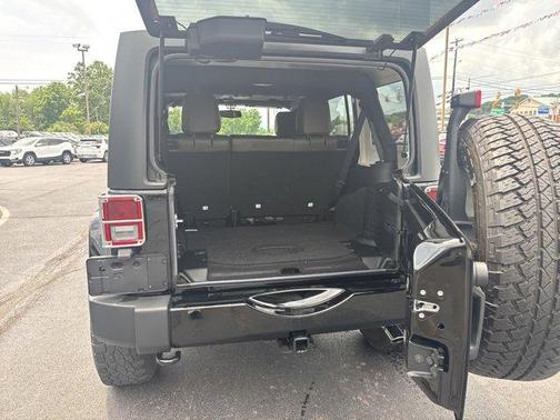2018 Jeep Wrangler JK Unlimited Sahara