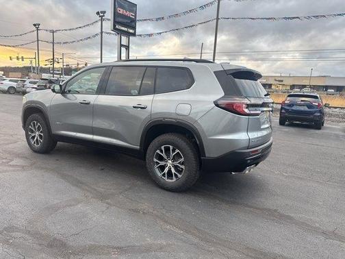 2026 GMC Acadia AT4