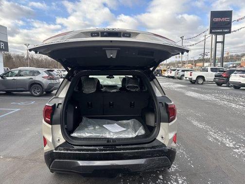 2026 GMC Terrain AWD AT4