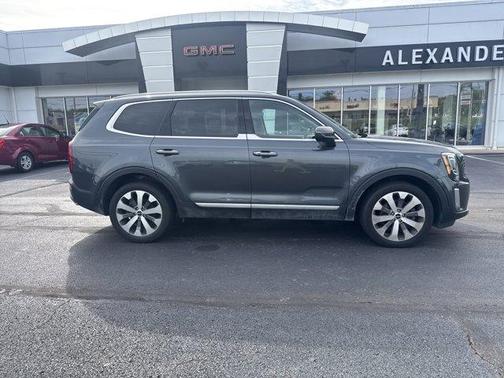 2022 Kia Telluride S