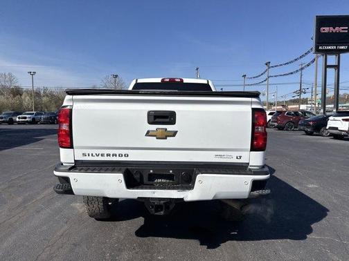 Summit White 2017 Chevrolet Silverado 2500 LT