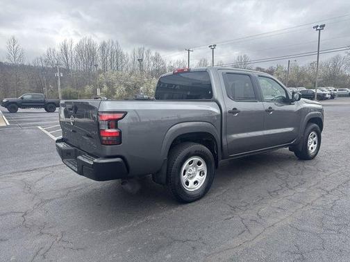 2023 Nissan Frontier S