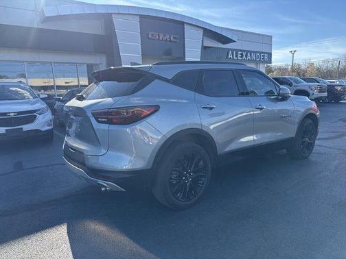 2024 Chevrolet Blazer LT