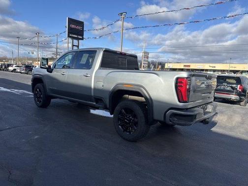 2024 GMC Sierra 2500 AT4