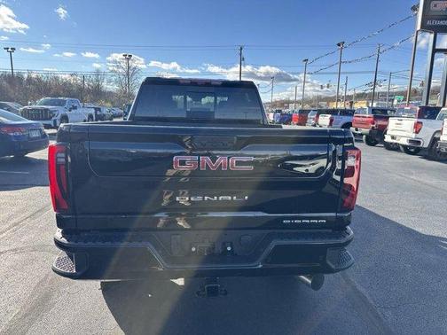 2025 GMC Sierra 2500 Denali