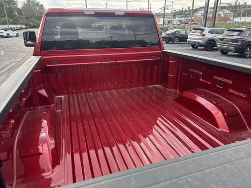 2025 GMC Sierra 2500 SLT