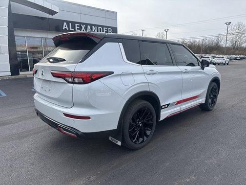 2023 Mitsubishi Outlander Ralliart