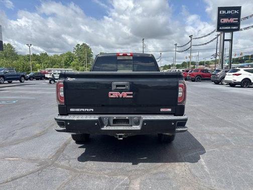 2017 GMC Sierra 1500 SLT