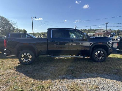 2025 GMC Sierra 2500 Denali