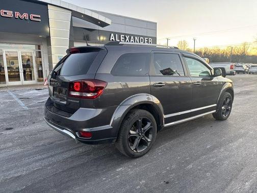 2019 Dodge Journey Crossroad