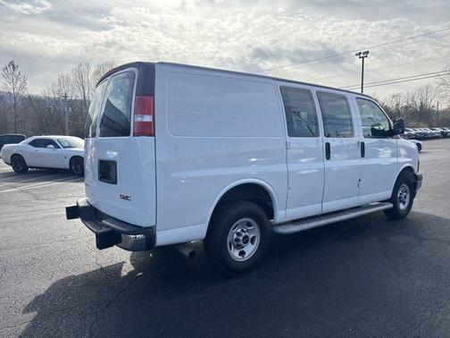 2023 GMC Savana 2500 Work Van