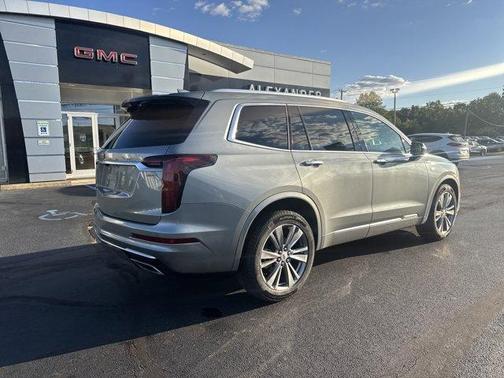 2023 Cadillac XT6 Premium Luxury AWD