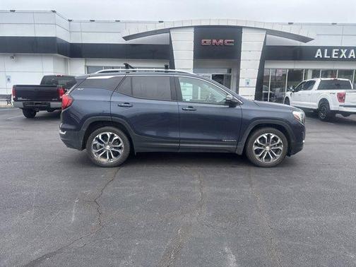 Blue Steel Metallic 2018 GMC Terrain SLT