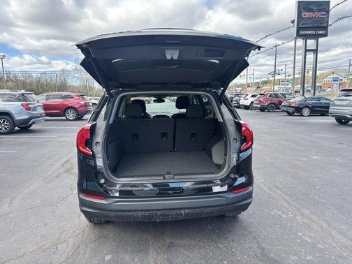 Ebony Twilight Metallic 2024 GMC Terrain SLE