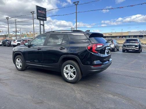 Ebony Twilight Metallic 2024 GMC Terrain SLE