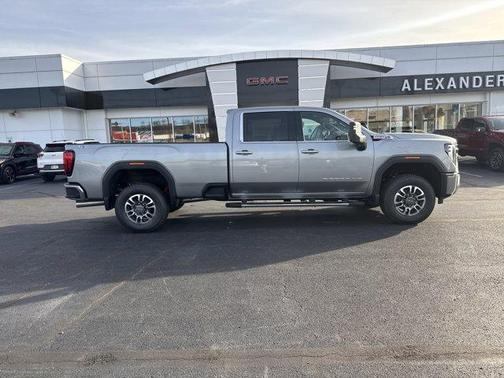 2026 GMC Sierra 3500 SLE