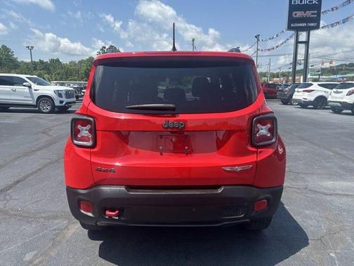 2016 Jeep Renegade Trailhawk