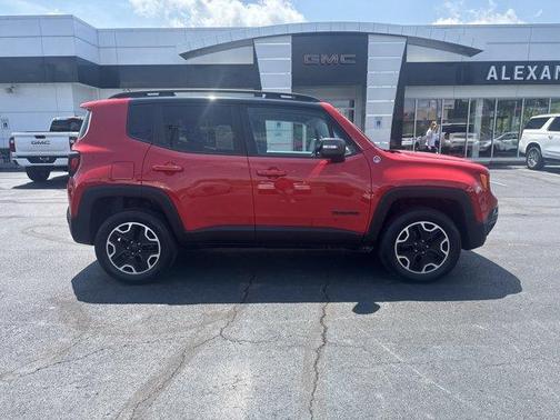 2016 Jeep Renegade Trailhawk