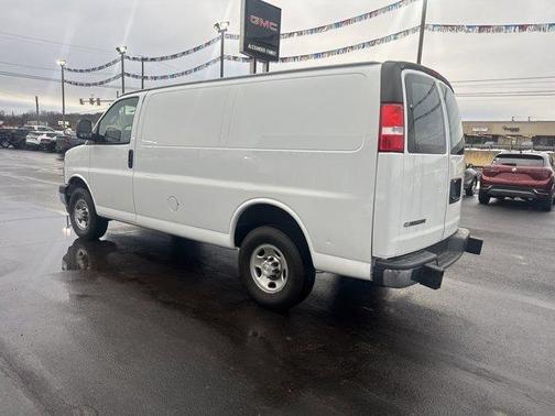 2022 Chevrolet Express 2500 Work Van