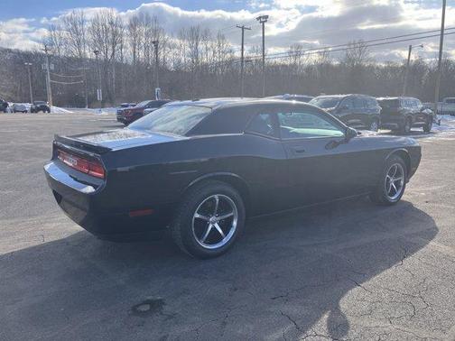 2010 Dodge Challenger SE