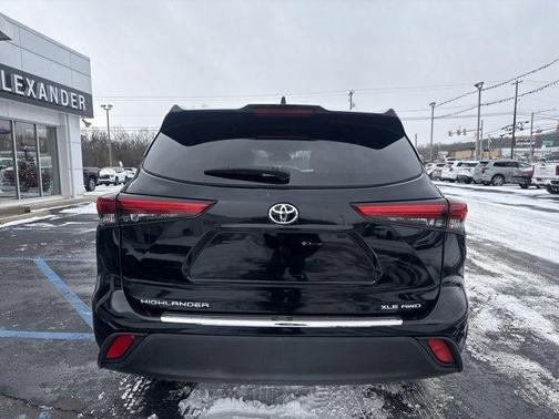 2023 Toyota Highlander XLE
