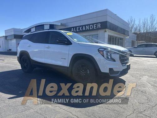 2023 GMC Terrain AT4