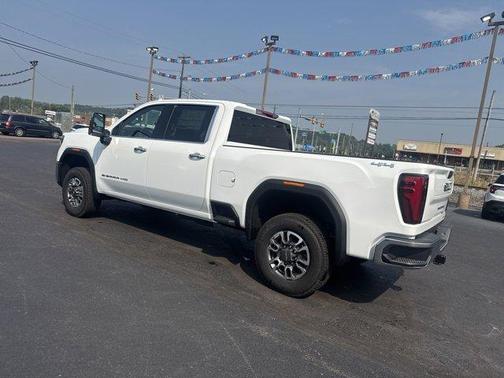 2025 GMC Sierra 2500 SLT