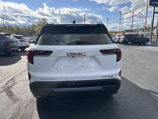 2026 GMC Terrain AWD AT4
