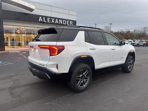 2026 GMC Terrain AWD AT4