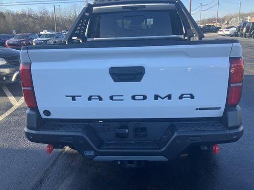 2025 Toyota Tacoma Hybrid TRAILHUNTER