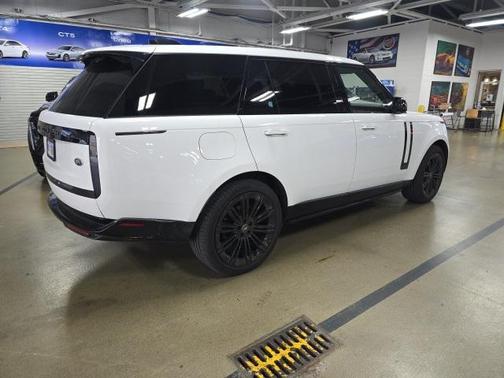 2023 Land Rover Range Rover P400 SE