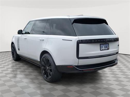 2023 Land Rover Range Rover P400 SE