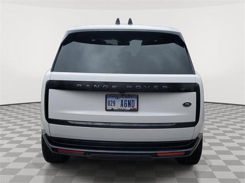 2023 Land Rover Range Rover P400 SE