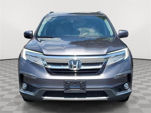 2019 Honda Pilot Touring 8-Passenger