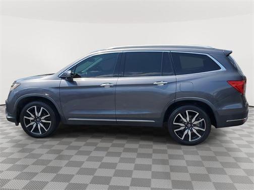 2019 Honda Pilot Touring 8-Passenger